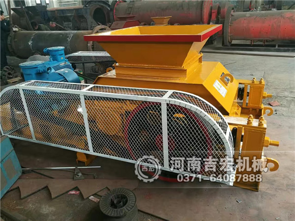 雙齒輥式粉碎機(jī)價(jià)格_小型雙齒輥式粉碎機(jī)多少錢(qián)一臺(tái)